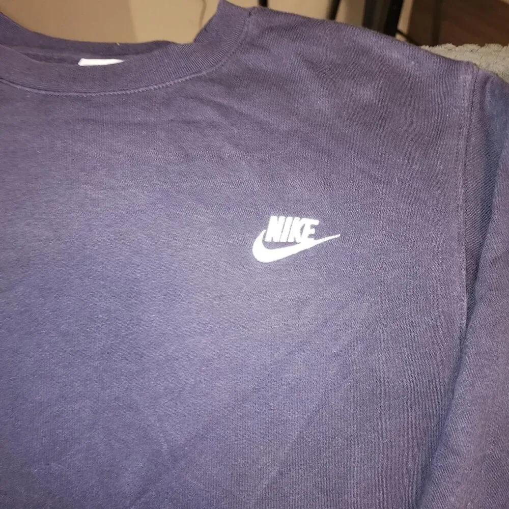 Nike Women's Purple and Navy Sweatshirt